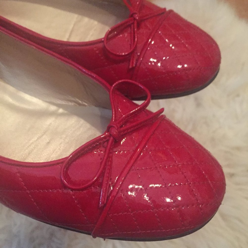 Stuart Weitzman Low Block Heel Cap Toes In Chanel… - image 2